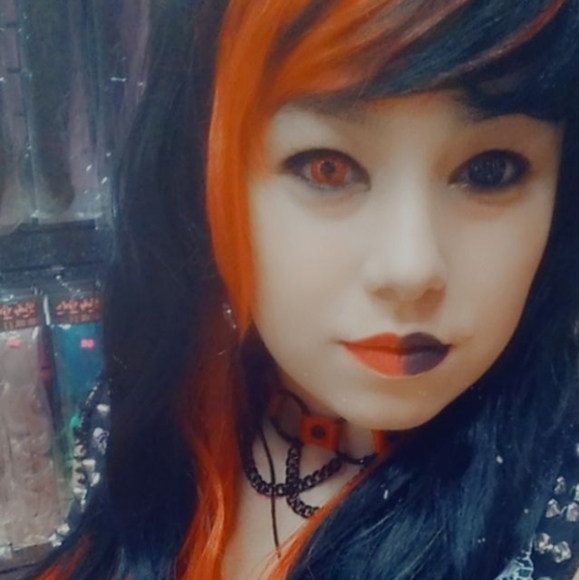 Meet your Posher, Lexx - Picture 1 of 1